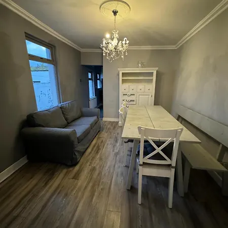 بيت ضيافة Extraordinary Double Near Croke Park - 3 دبلن