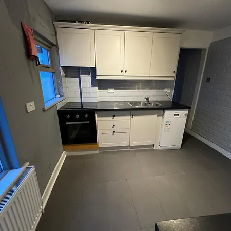 בית הארחה Extraordinary Double Near Croke Park - 3 *