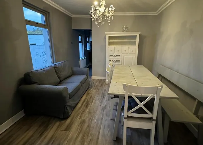 בית הארחה Extraordinary Double Near Croke Park - 3 דבלין